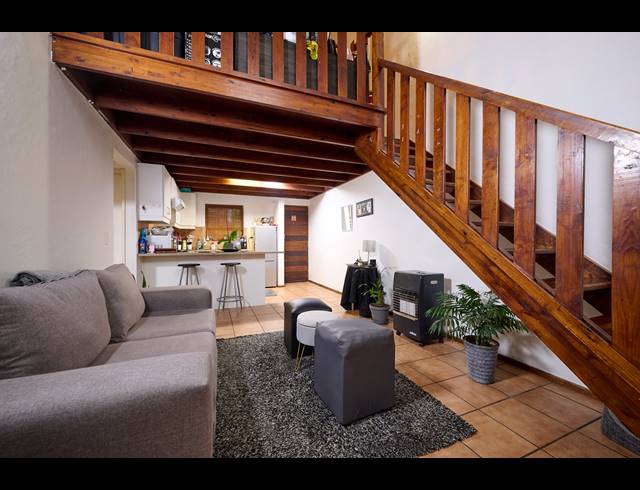 1 BEDROOM APARTMENT RENTED IN SUNNINGHILL